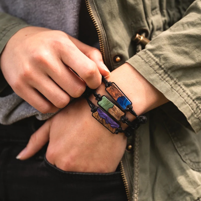 Classic Wood Bracelet Miracle (Pattern, 760666) Carved